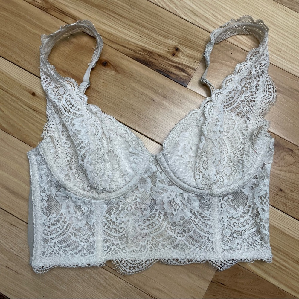 Victoria’s Secret Dream Angels Cream Lace Lined Demi Bustier/ Corset Size 32C